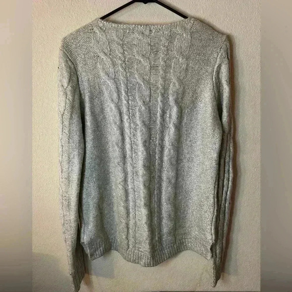 Anthropologie knit silver sweater sz M NWT - Picture 2 of 5